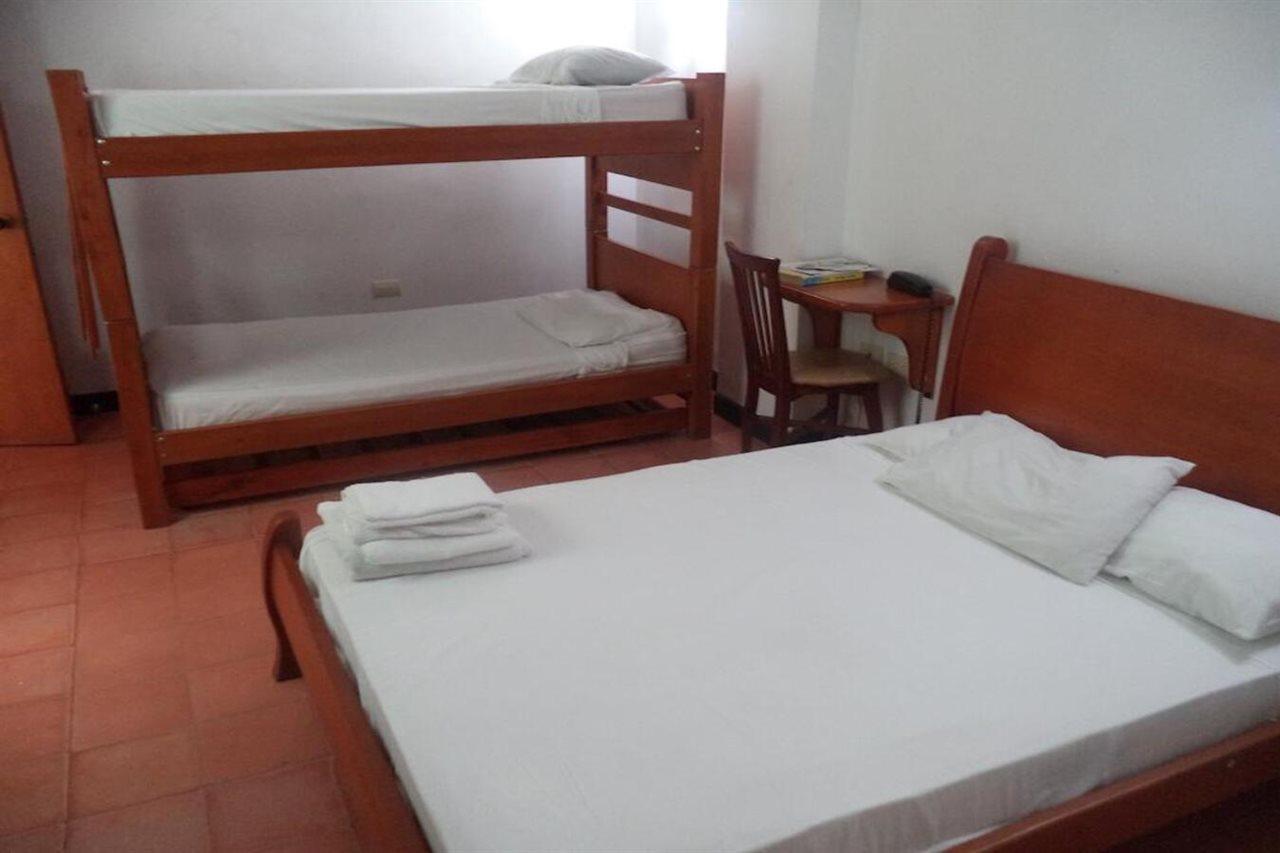 Hotel Bahia Plaza Santa Marta  Exterior photo