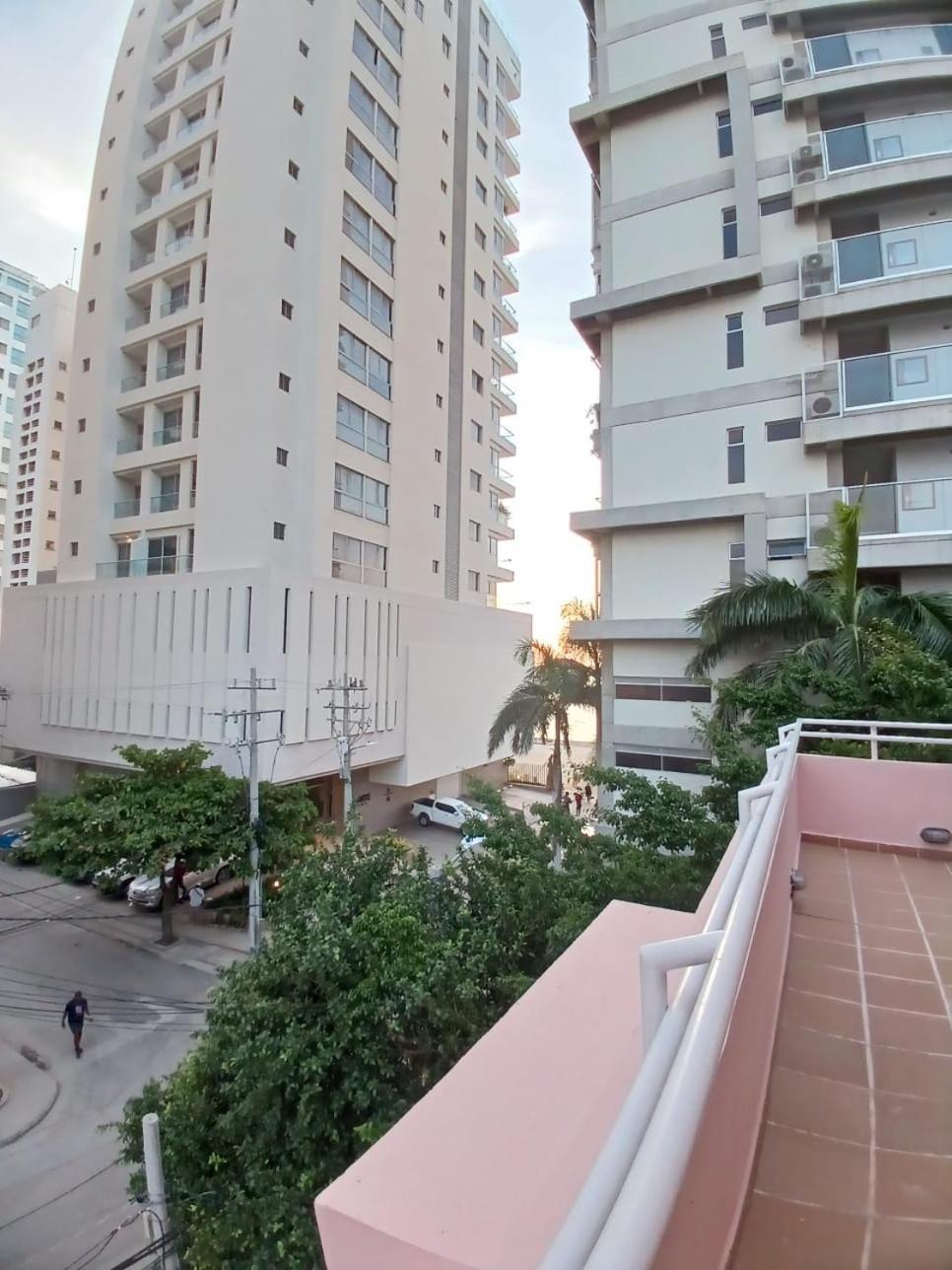 Hotel Bahia Plaza Santa Marta  Exterior photo