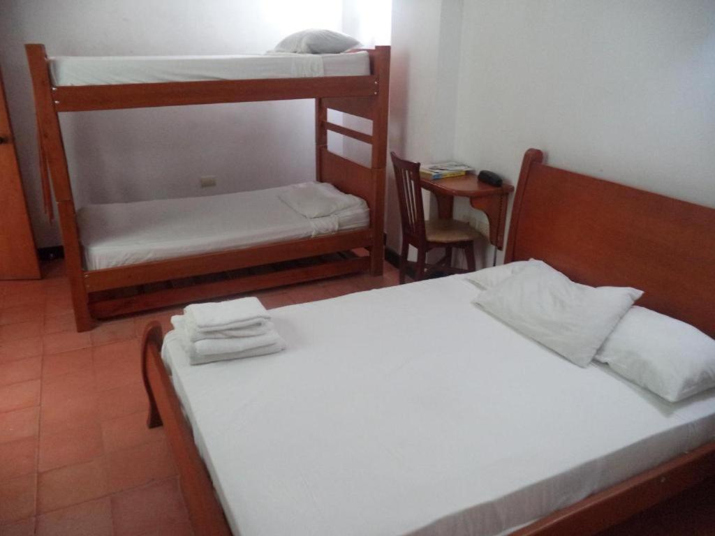 Hotel Bahia Plaza Santa Marta  Exterior photo