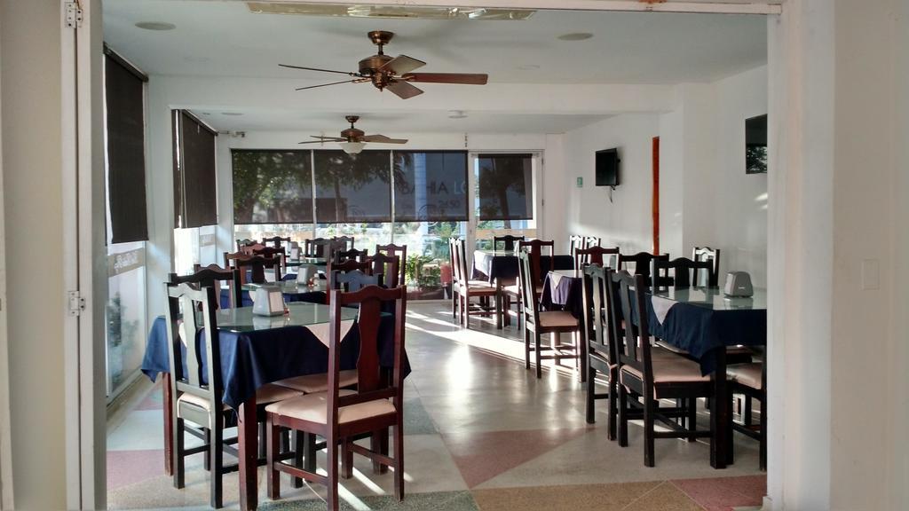 Hotel Bahia Plaza Santa Marta  Exterior photo